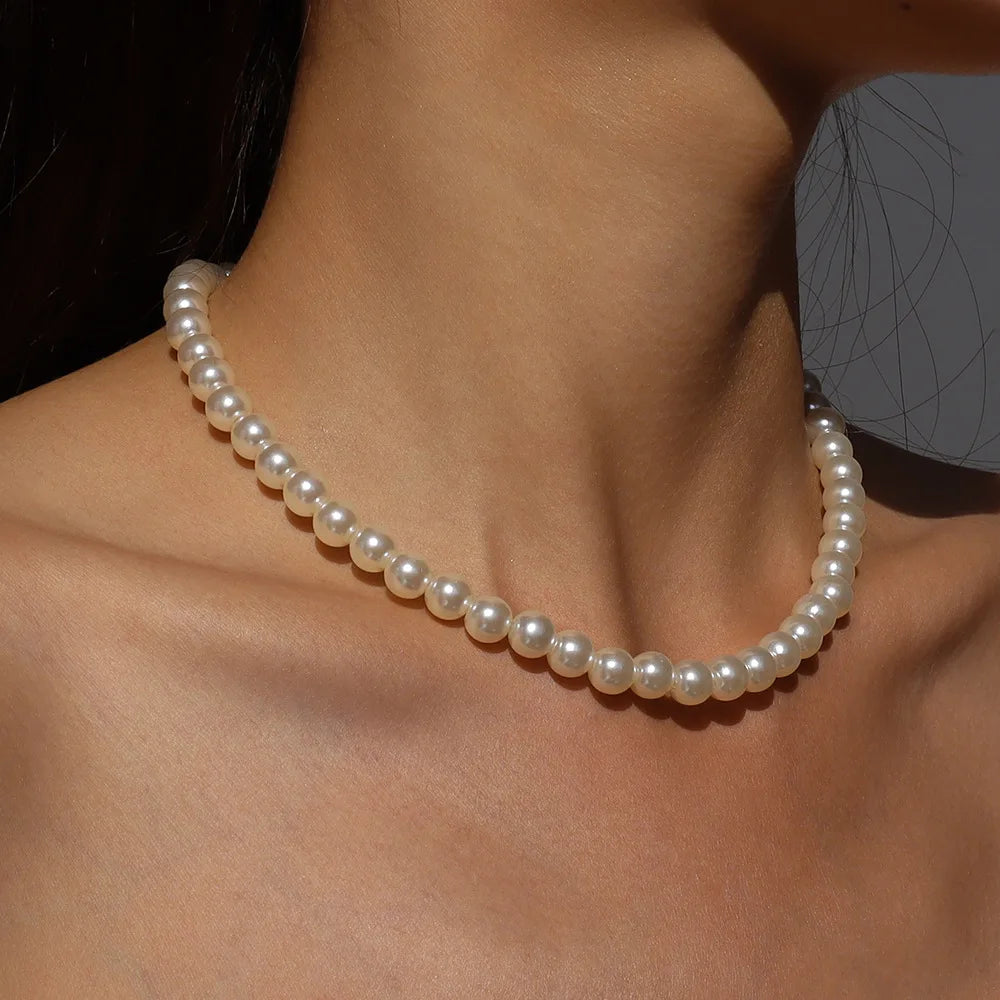 Luxe Witte Parel Choker – Tijdloze Elegantiesymboliek